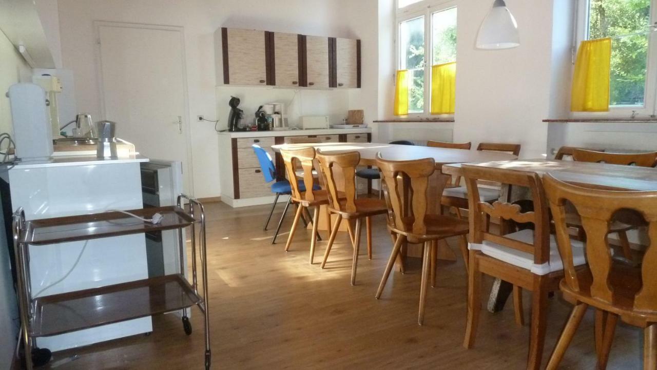 Ferienwohnung Altes Schulhaus Argenbuhl Exterior foto