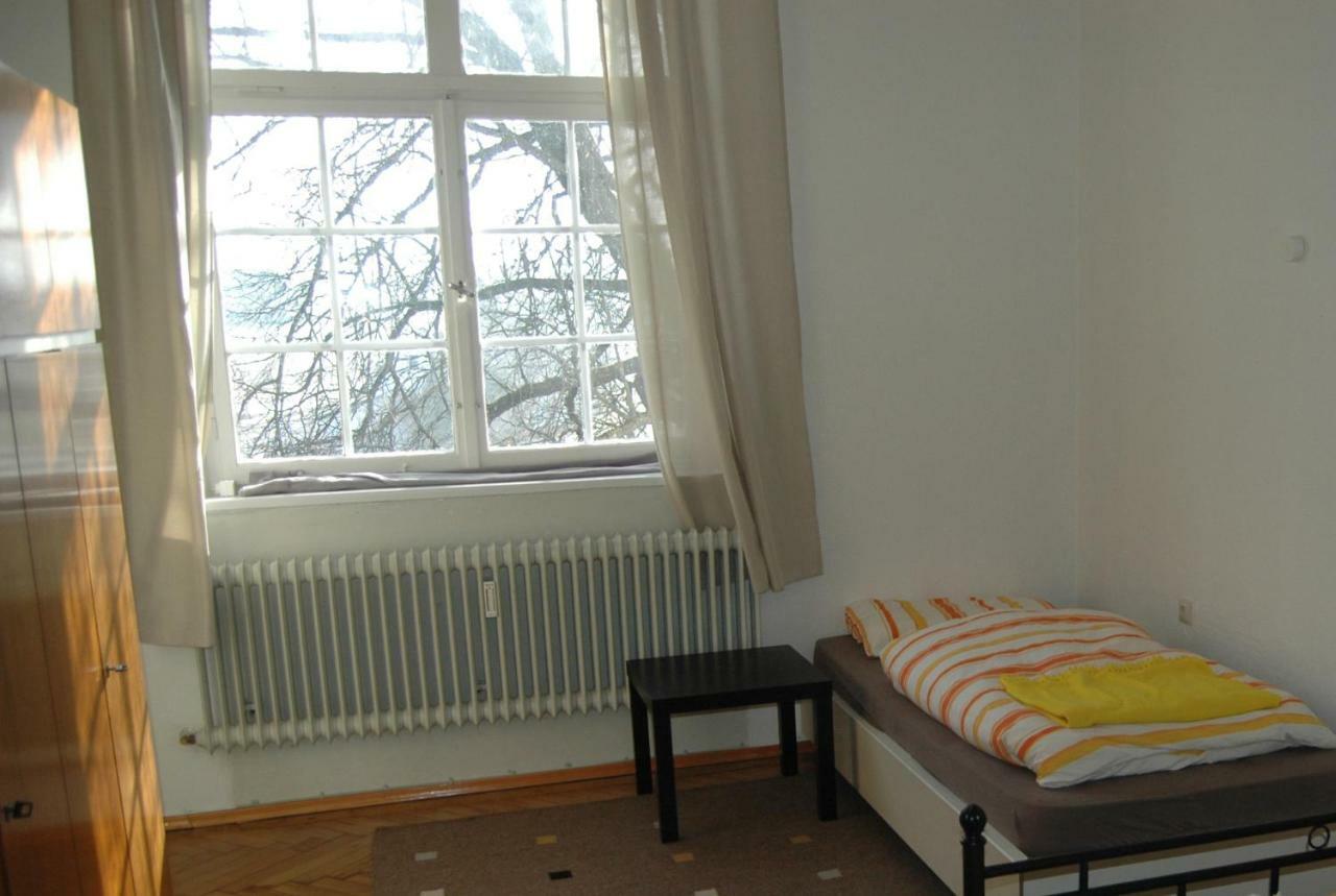 Ferienwohnung Altes Schulhaus Argenbuhl Exterior foto